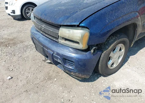 2002 Chevrolet Trailblazer Ls from USA, damaged, VIN 1GNDS13S922428209